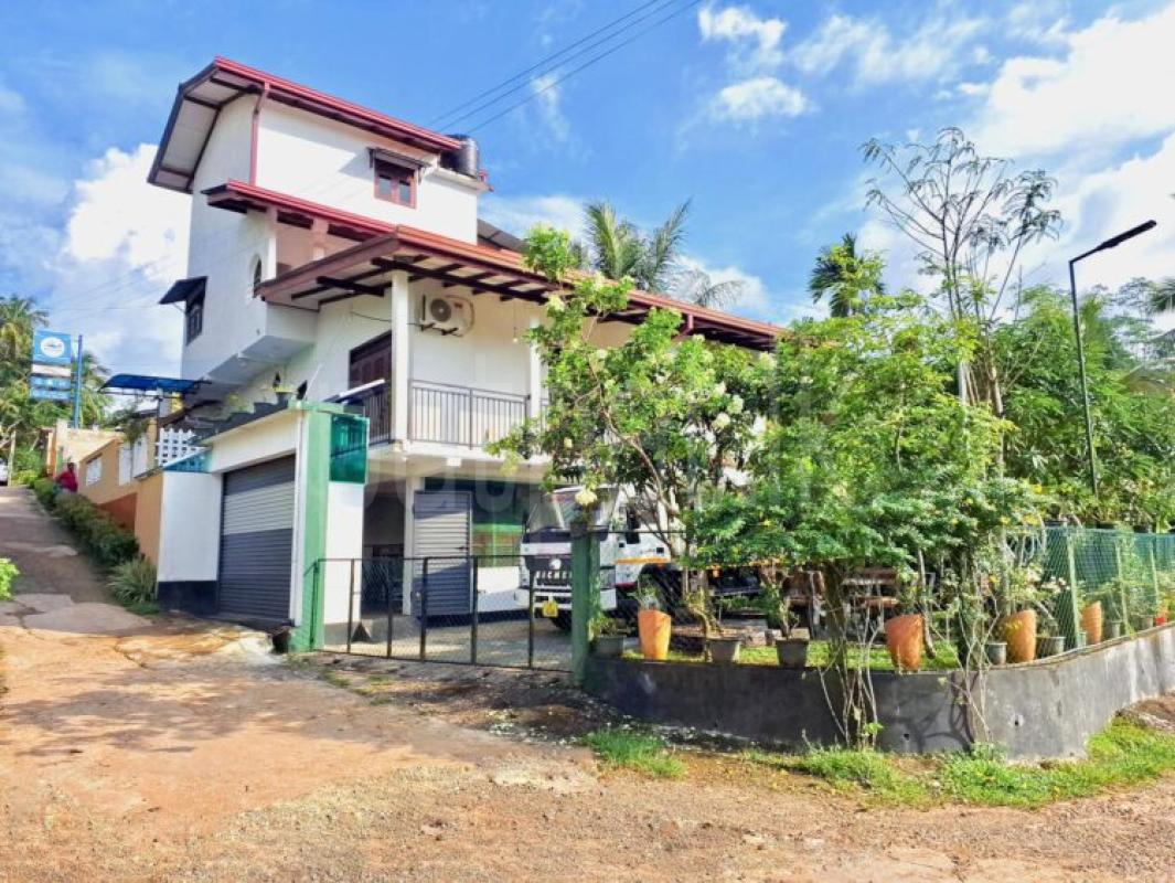 Building for Sale in Ambalangoda
