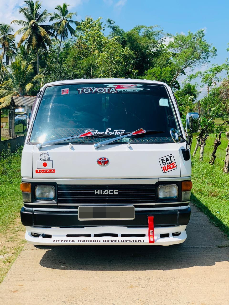 Toyota Hiace 1988 - Used Van sale in Sri Lanka - patpat.lk