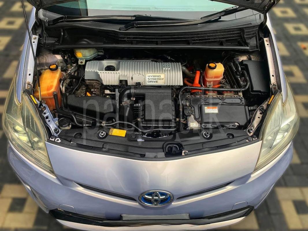 Toyota Prius 2013 - නැවත සකස් කල කාර් sale in Sri Lanka - patpat.lk