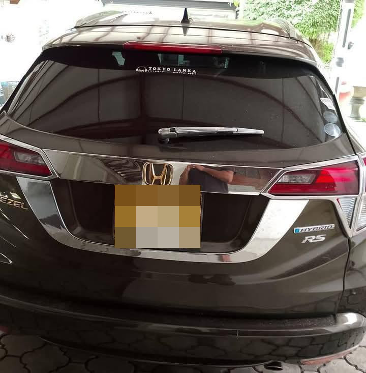 Honda Vezel 2015 - பயன்படுத்தப்பட்டது SUV sale in Sri Lanka - patpat.lk