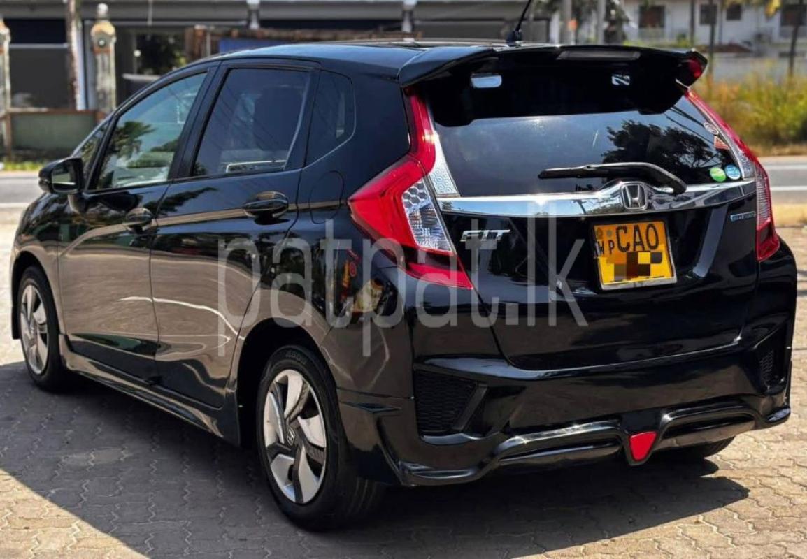 Advertisement image 4