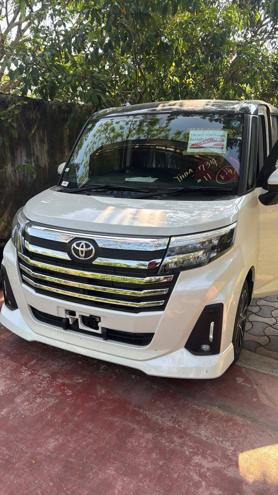 Toyota Roomy 2025 - අලුත් වෑන් රථය sale in Sri Lanka - patpat.lk