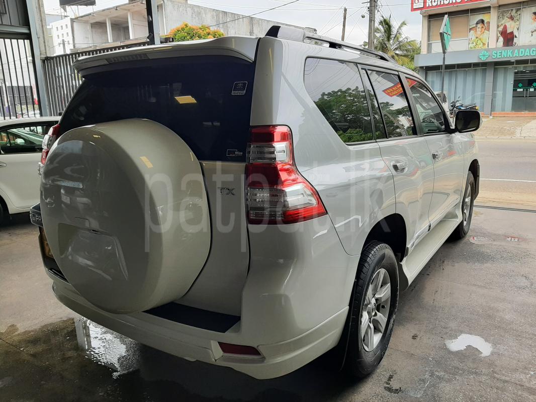 Toyota Land Cruiser 2016 - භාවිතා කරන ලද SUV රථය sale in Sri Lanka - patpat.lk