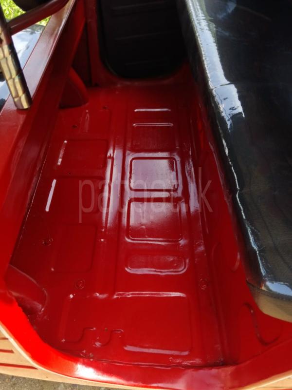 Advertisement image 6