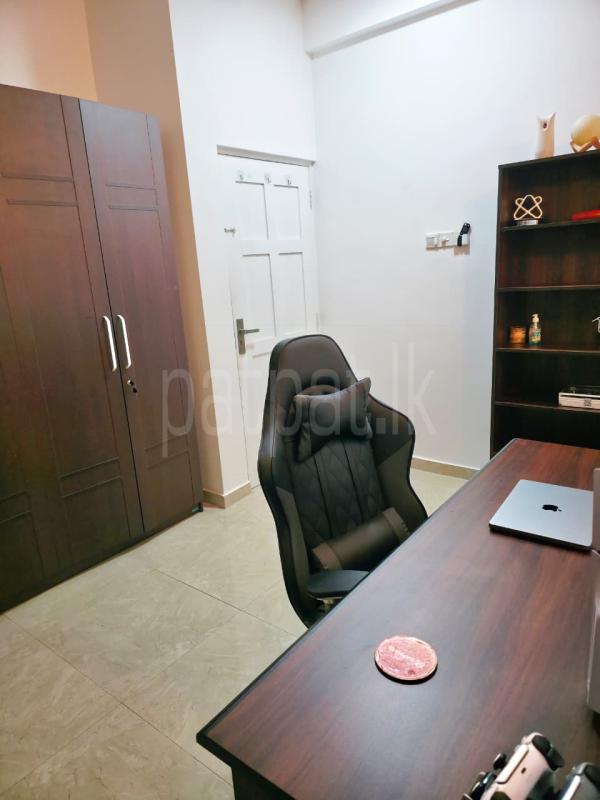 Furnished Apartment for Sale in Wellawatta (Colombo 06) ads-image-1