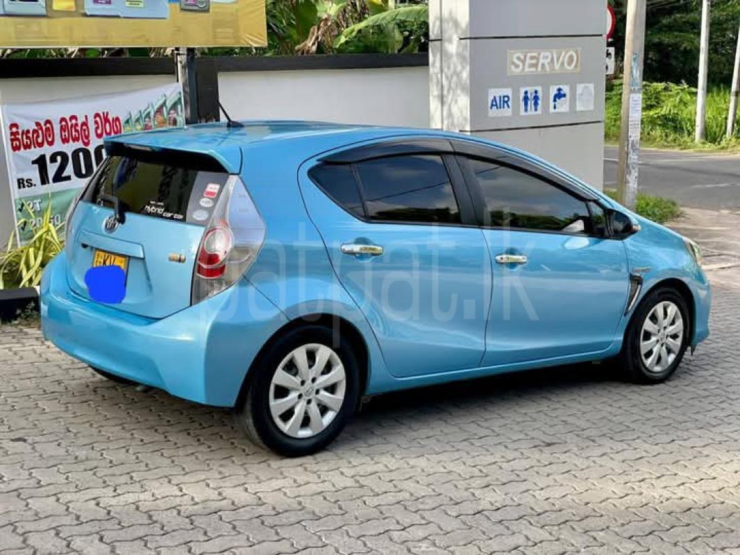 Toyota Aqua 2012 - பயன்படுத்தப்பட்டது கார் sale in Sri Lanka - patpat.lk