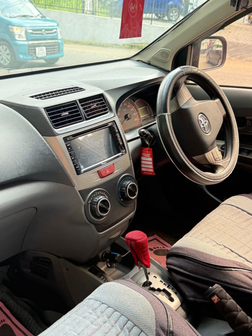 Toyota Avanza 2012 - பயன்படுத்தப்பட்டது வேன் sale in Sri Lanka - patpat.lk
