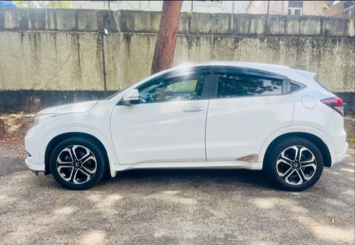 Honda Vezel 2014 - Used SUV sale in Sri Lanka - patpat.lk