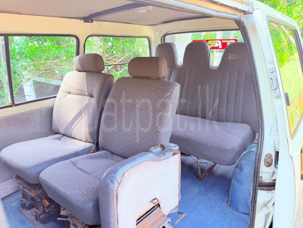 Toyota LiteAce 1988 - Used Van sale in Sri Lanka - patpat.lk