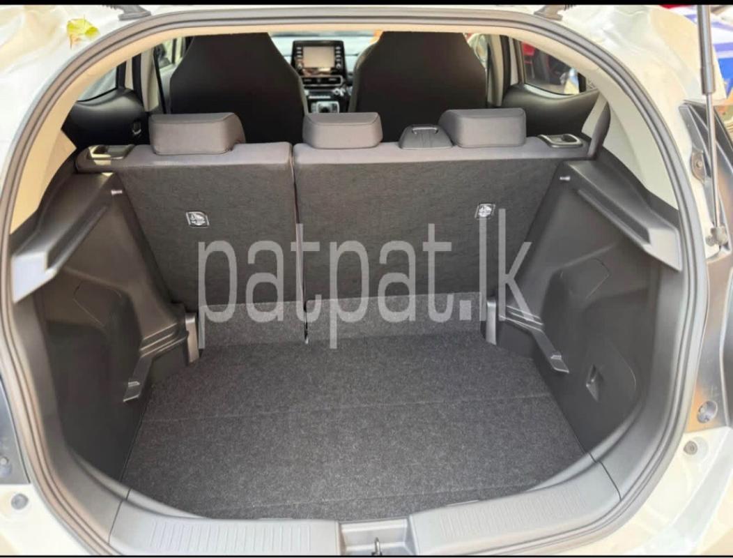 Advertisement image 6