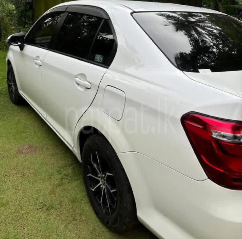 Toyota Axio 2017 - භාවිතා කරන ලද කාර් sale in Sri Lanka - patpat.lk