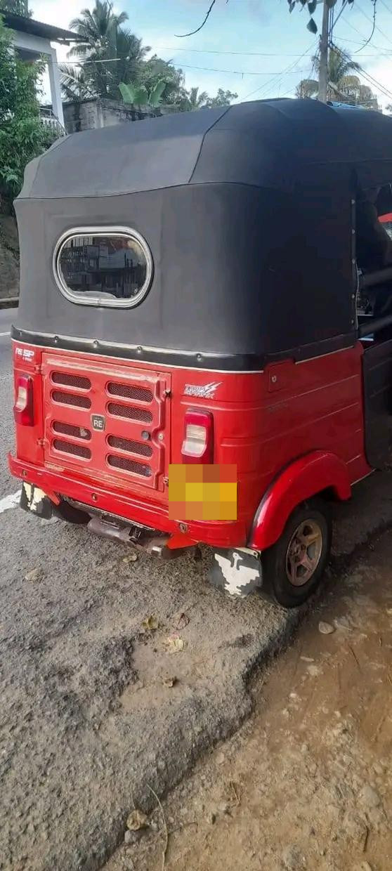 Bajaj Three Wheel 2018 - Used Three wheeler sale in Sri Lanka - patpat.lk
