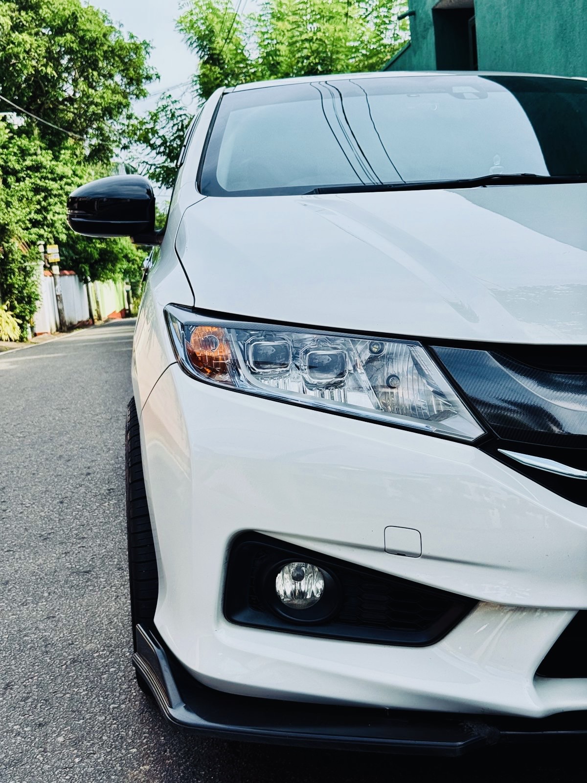 Honda Grace 2017 - பயன்படுத்தப்பட்டது கார் sale in Sri Lanka - patpat.lk