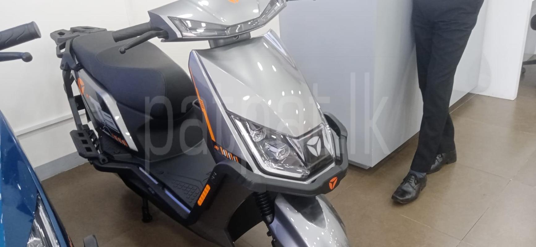 Yadea T5 2026 - சான்றளிக்கப்பட்டது பைக் sale in Sri Lanka - patpat.lk