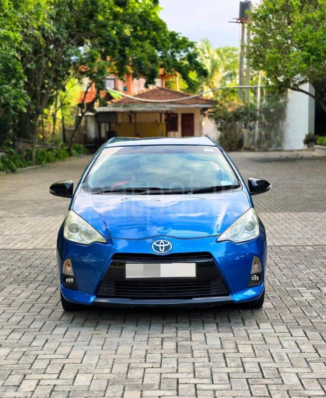 Toyota Aqua 2013 - பயன்படுத்தப்பட்டது கார் sale in Sri Lanka - patpat.lk