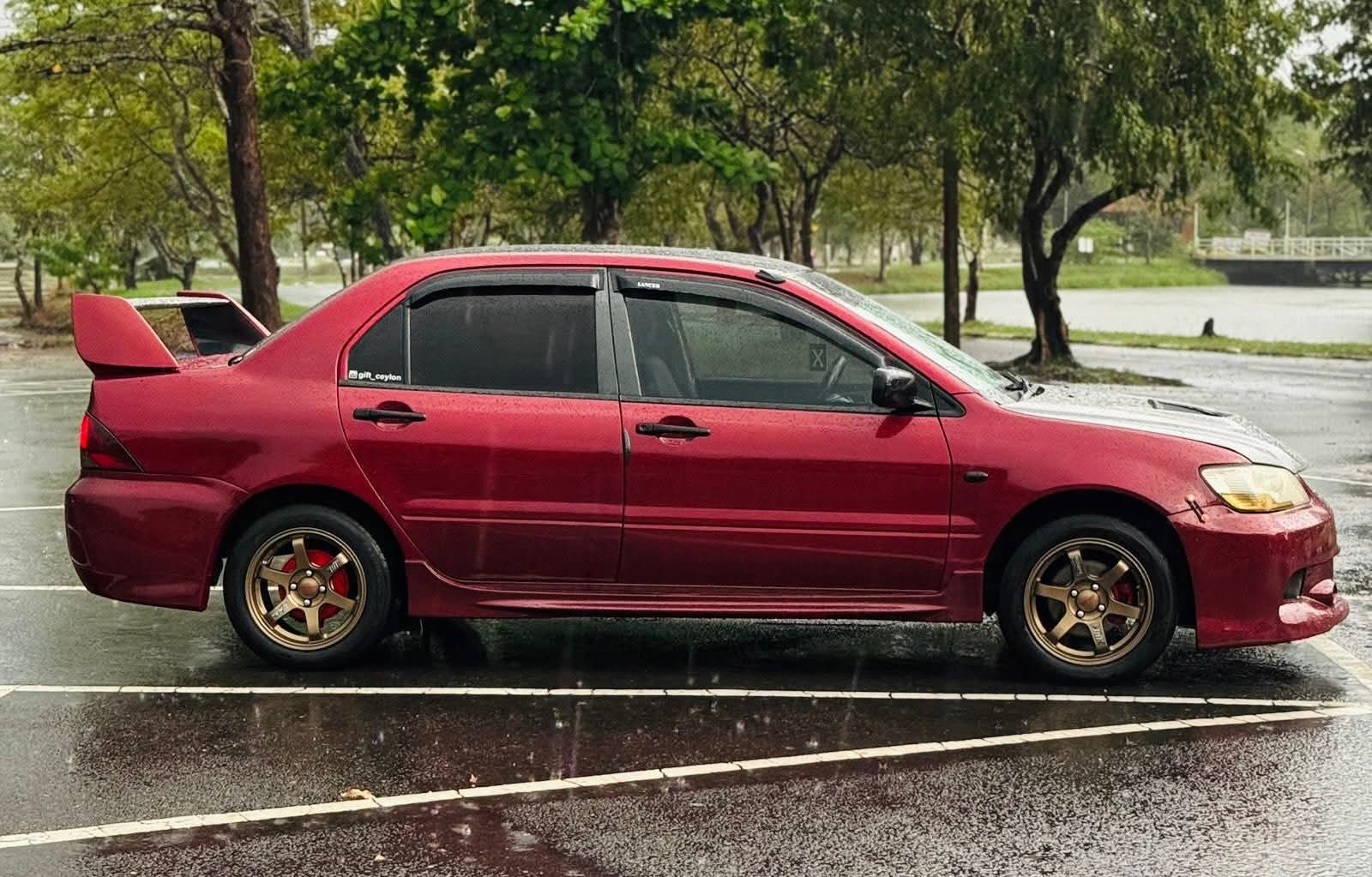 Mitsubishi Lancer 2002 - பயன்படுத்தப்பட்டது கார் sale in Sri Lanka - patpat.lk