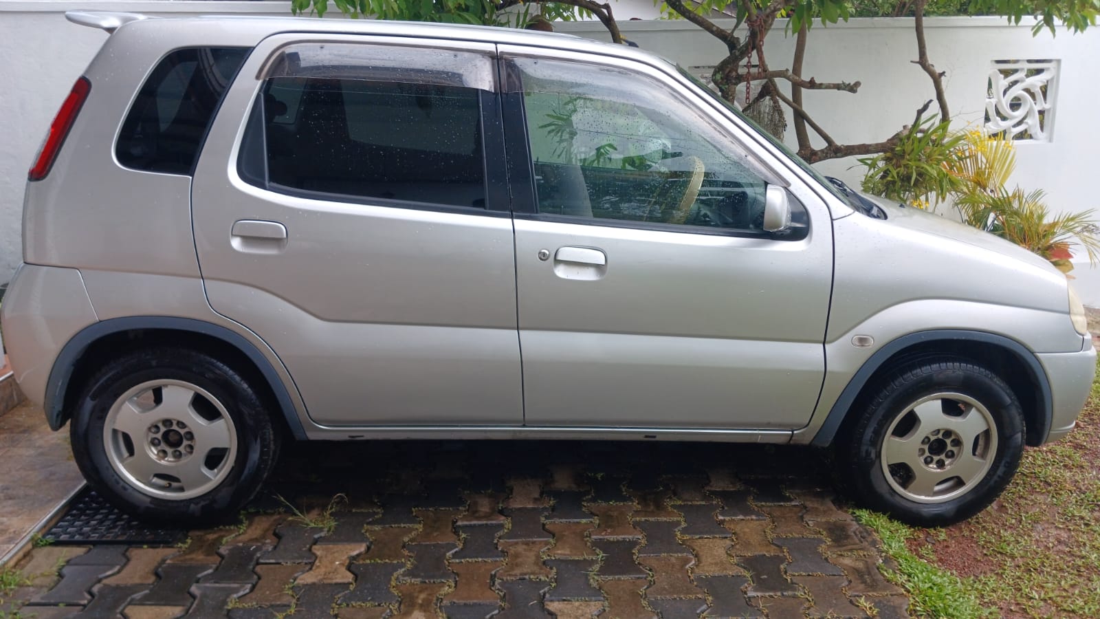 Suzuki Swift 2004 - பயன்படுத்தப்பட்டது கார் sale in Sri Lanka - patpat.lk