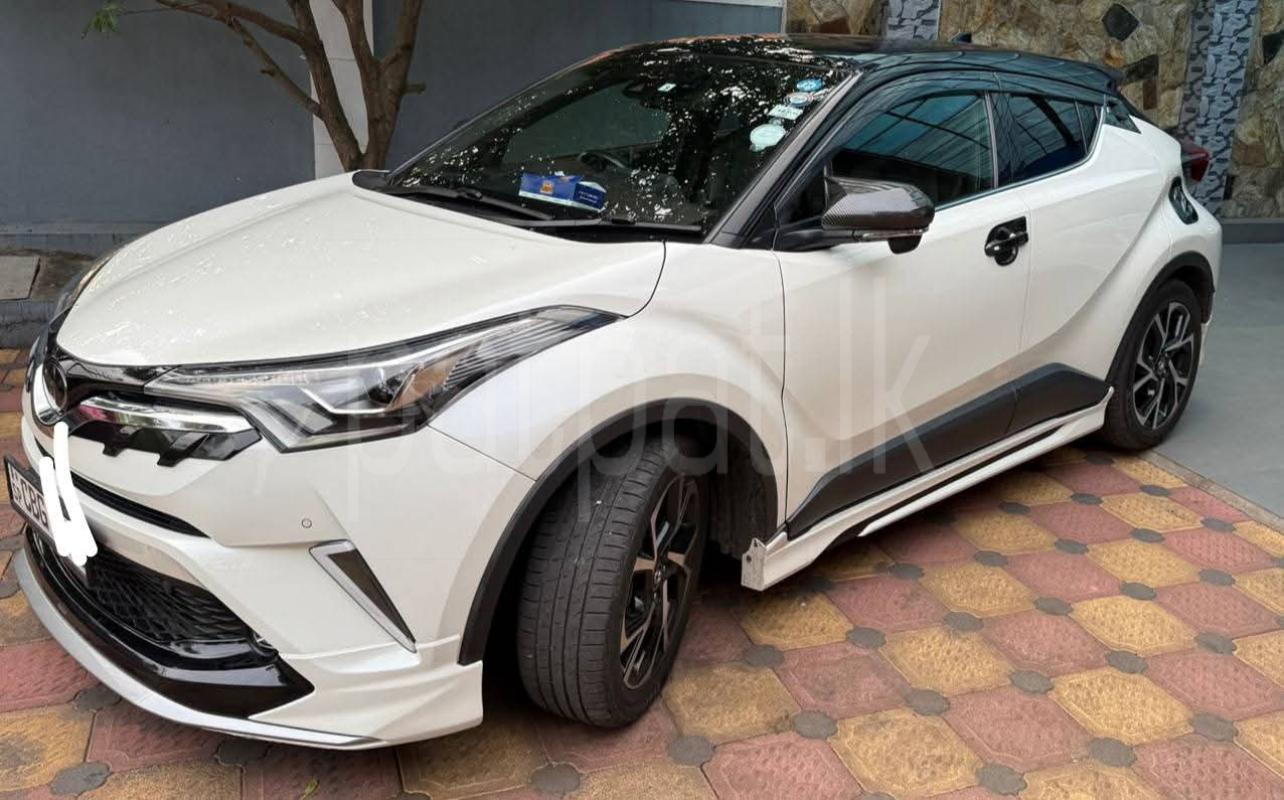 Toyota CHR 2018 - பயன்படுத்தப்பட்டது SUV sale in Sri Lanka - patpat.lk