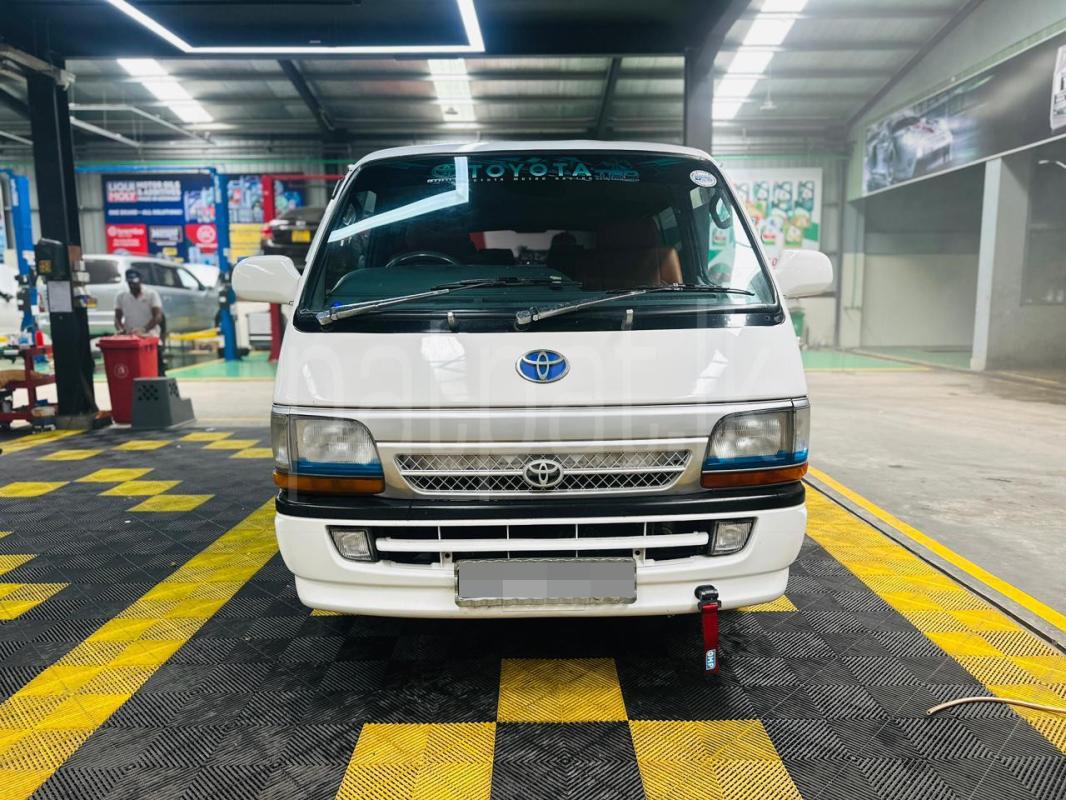 Toyota Hiace 1991 - Reconditioned Van sale in Sri Lanka - patpat.lk