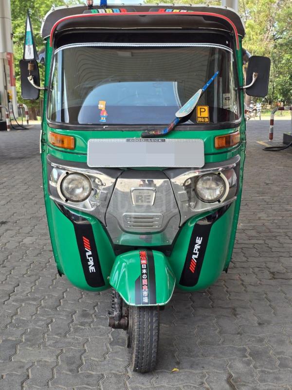 Bajaj 4 stroke 2016 - பயன்படுத்தப்பட்டது முச்சக்கர வண்டி sale in Sri Lanka - patpat.lk