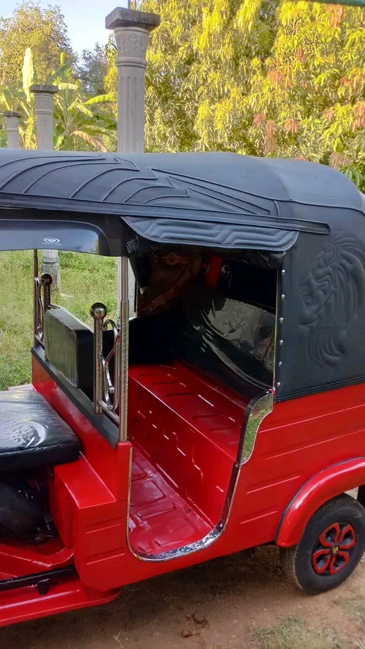 Bajaj Three Wheel 2011 - Used Three wheeler sale in Sri Lanka - patpat.lk