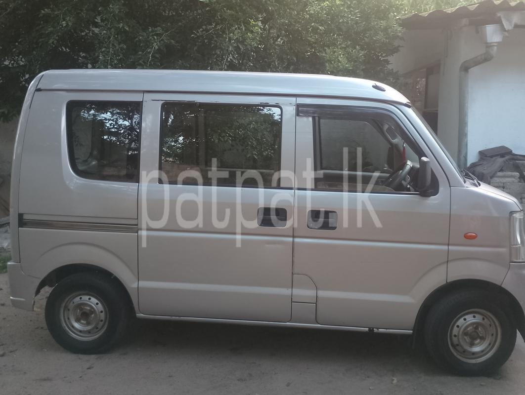 Nissan Clipper 2015 - பயன்படுத்தப்பட்டது வேன் sale in Sri Lanka - patpat.lk