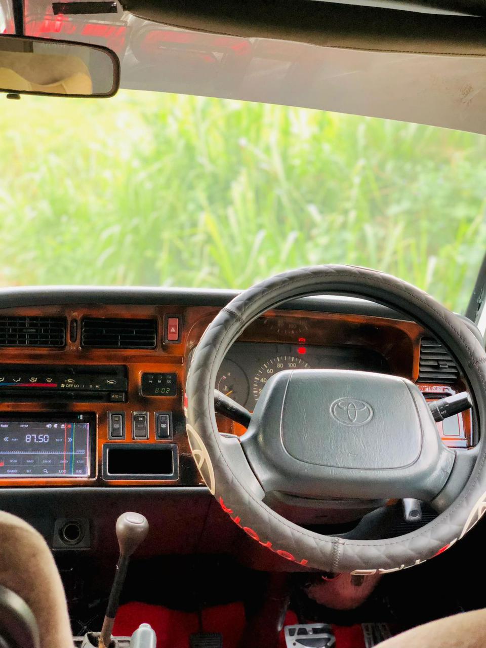 Toyota Hiace 1998 - භාවිතා කරන ලද වෑන් රථය sale in Sri Lanka - patpat.lk