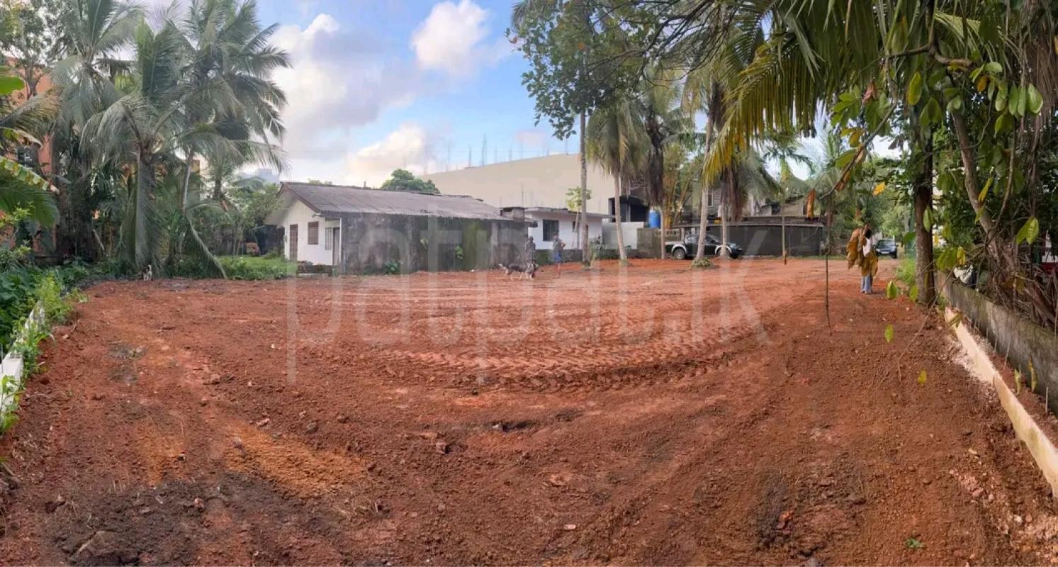 Residential Land for Sale in Kandana