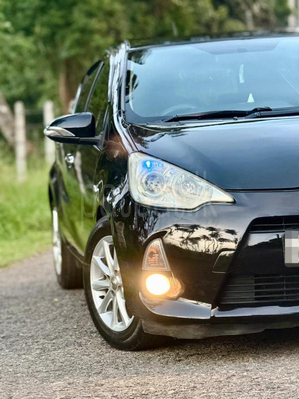 Toyota Aqua 2013 - பயன்படுத்தப்பட்டது கார் sale in Sri Lanka - patpat.lk
