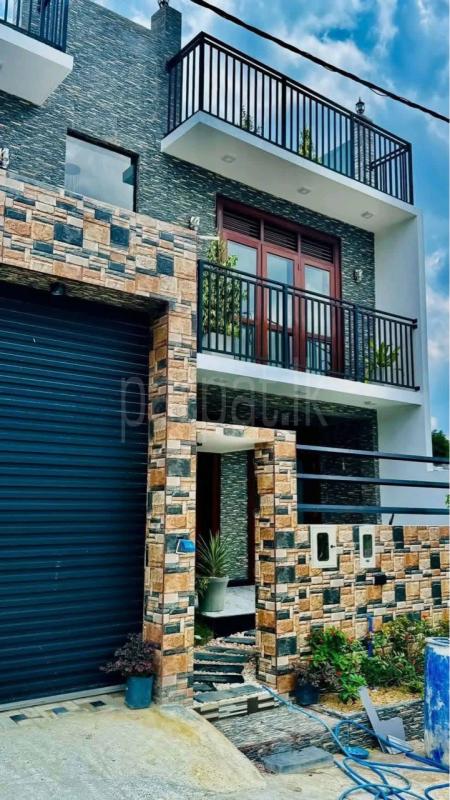 Luxury Apartment for Sale in Kahathuduwa