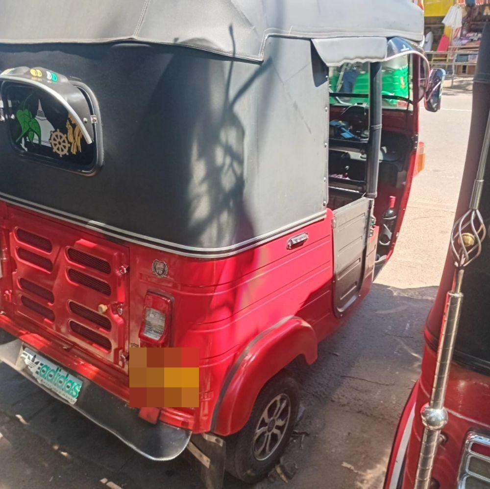 Bajaj 4 stroke 2007 - Used Three wheeler sale in Sri Lanka - patpat.lk