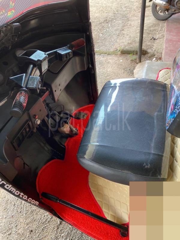 Advertisement image 6