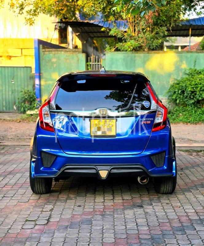 Advertisement image 6