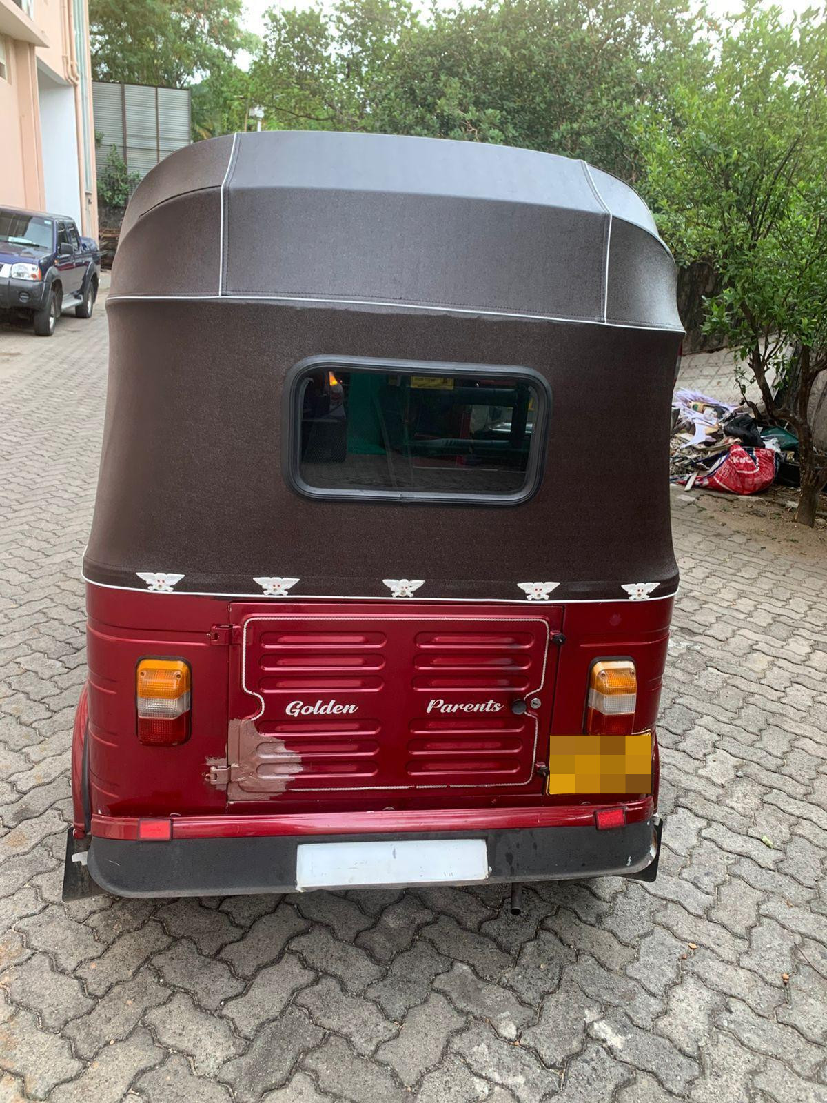 Bajaj 4 stroke 2005 - பயன்படுத்தப்பட்டது முச்சக்கர வண்டி sale in Sri Lanka - patpat.lk
