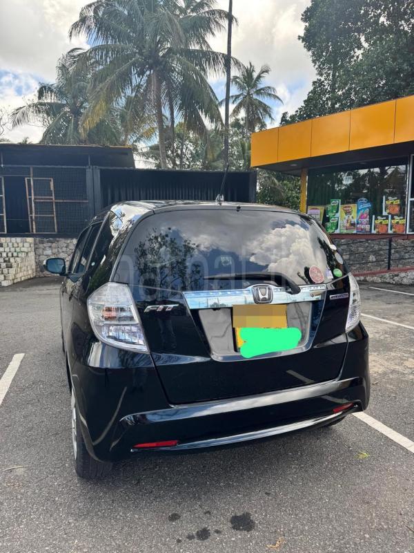 Honda Fit 2012 - பயன்படுத்தப்பட்டது கார் sale in Sri Lanka - patpat.lk