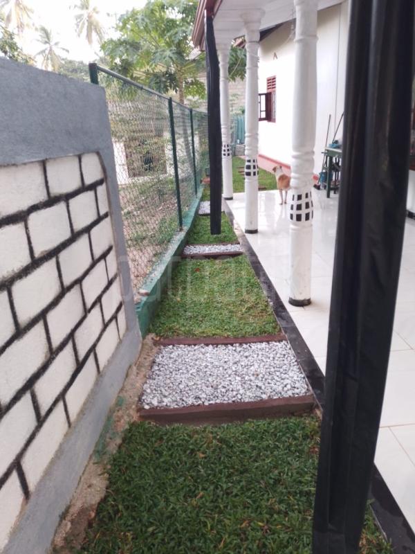 House for Sale in Minuwangoda ads-image-1