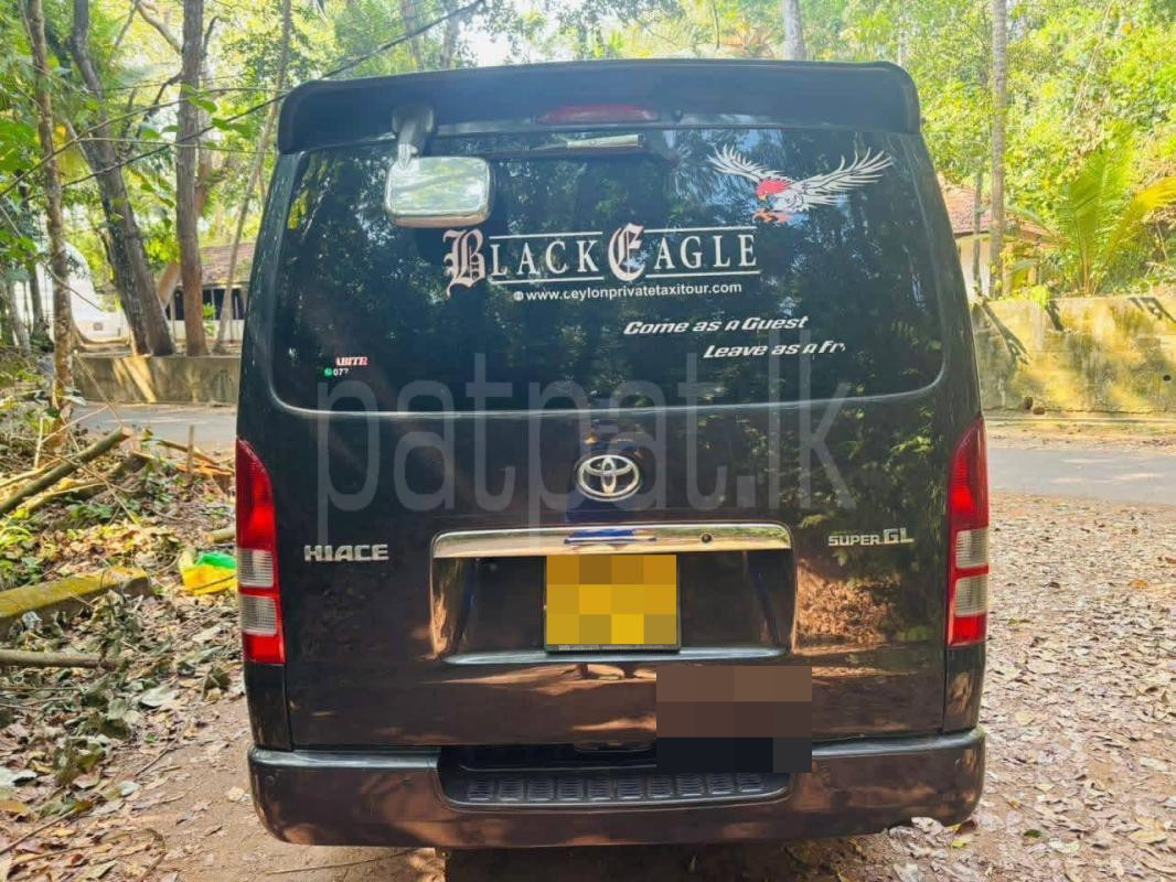Toyota Hiace 2012 - பயன்படுத்தப்பட்டது வேன் sale in Sri Lanka - patpat.lk