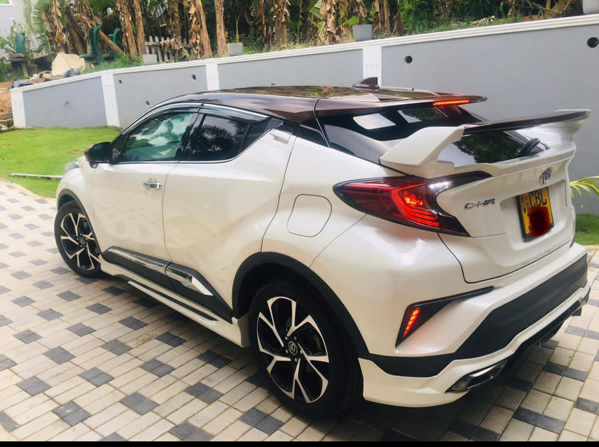 Toyota CHR 2019 - பயன்படுத்தப்பட்டது SUV sale in Sri Lanka - patpat.lk