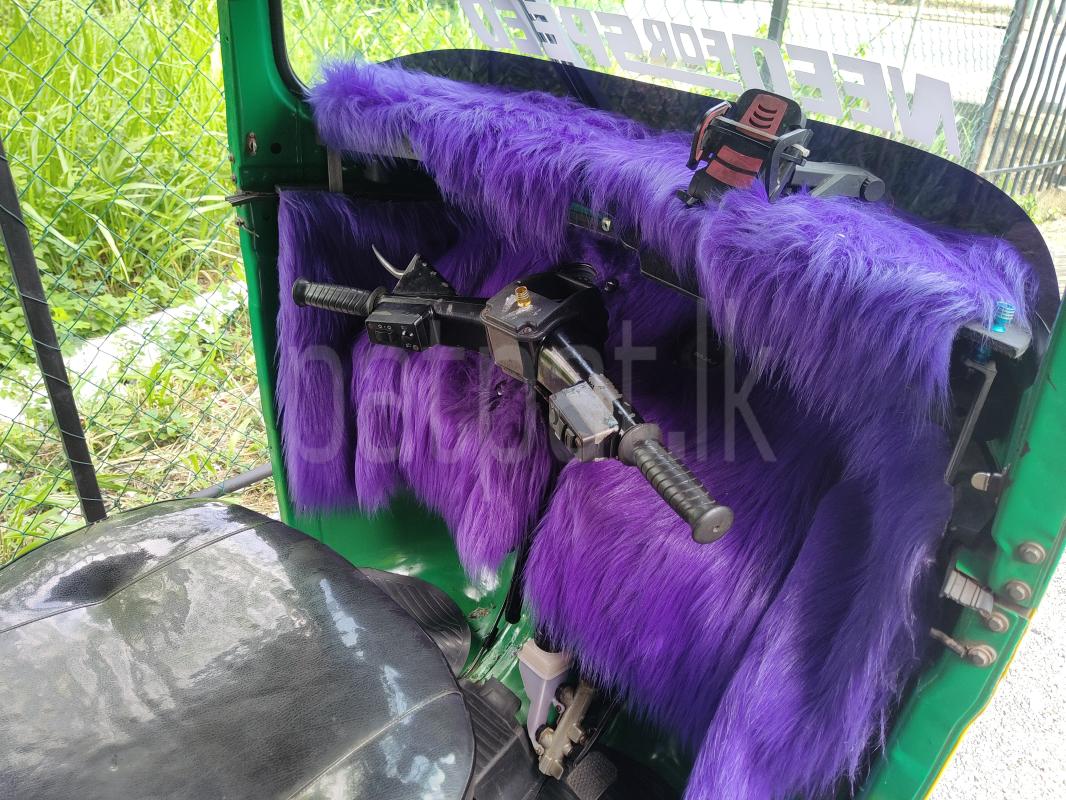 Bajaj Three Wheel 2015 - Used Three wheeler sale in Sri Lanka - patpat.lk