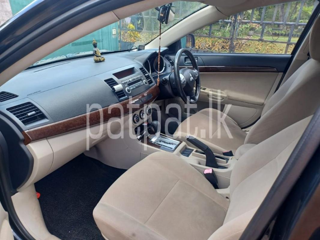 Advertisement image 6