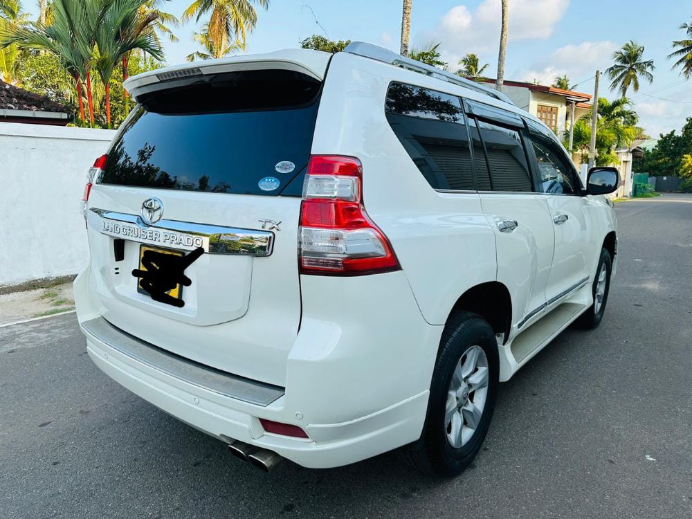 Toyota Land Cruiser Prado 2011 - Reconditioned SUV sale in Sri Lanka - patpat.lk