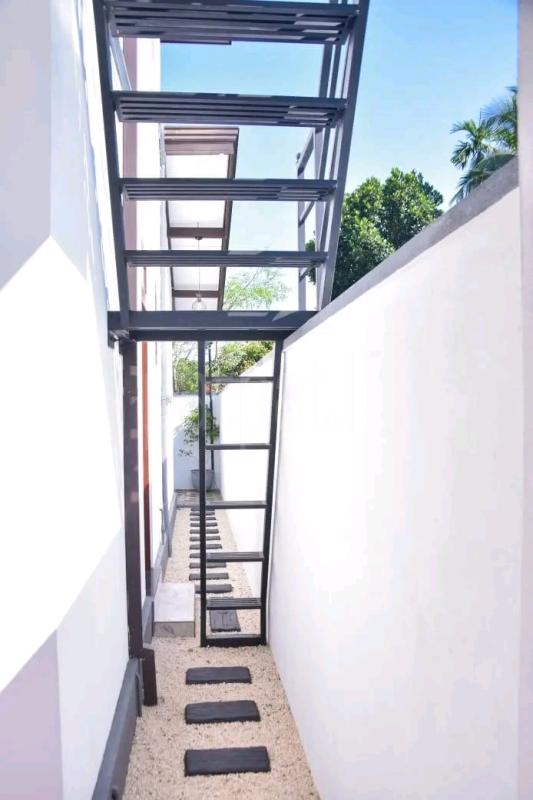House for Sale in Athurugiriya