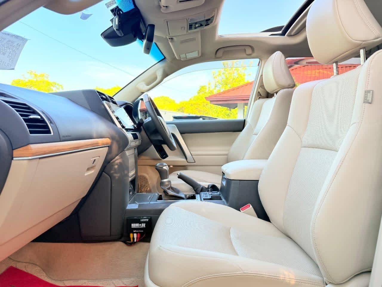 Toyota Land Cruiser Prado 2023 - பயன்படுத்தப்பட்டது SUV sale in Sri Lanka - patpat.lk