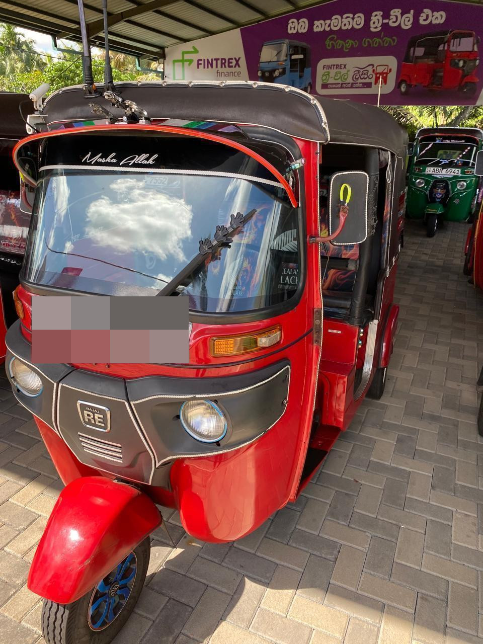 Bajaj 4 stroke 2015 - பயன்படுத்தப்பட்டது முச்சக்கர வண்டி sale in Sri Lanka - patpat.lk