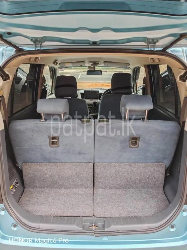 Advertisement image 6