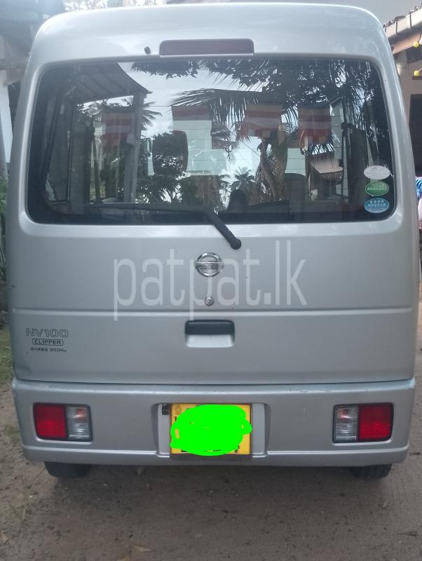 Nissan Clipper 2015 - பயன்படுத்தப்பட்டது வேன் sale in Sri Lanka - patpat.lk