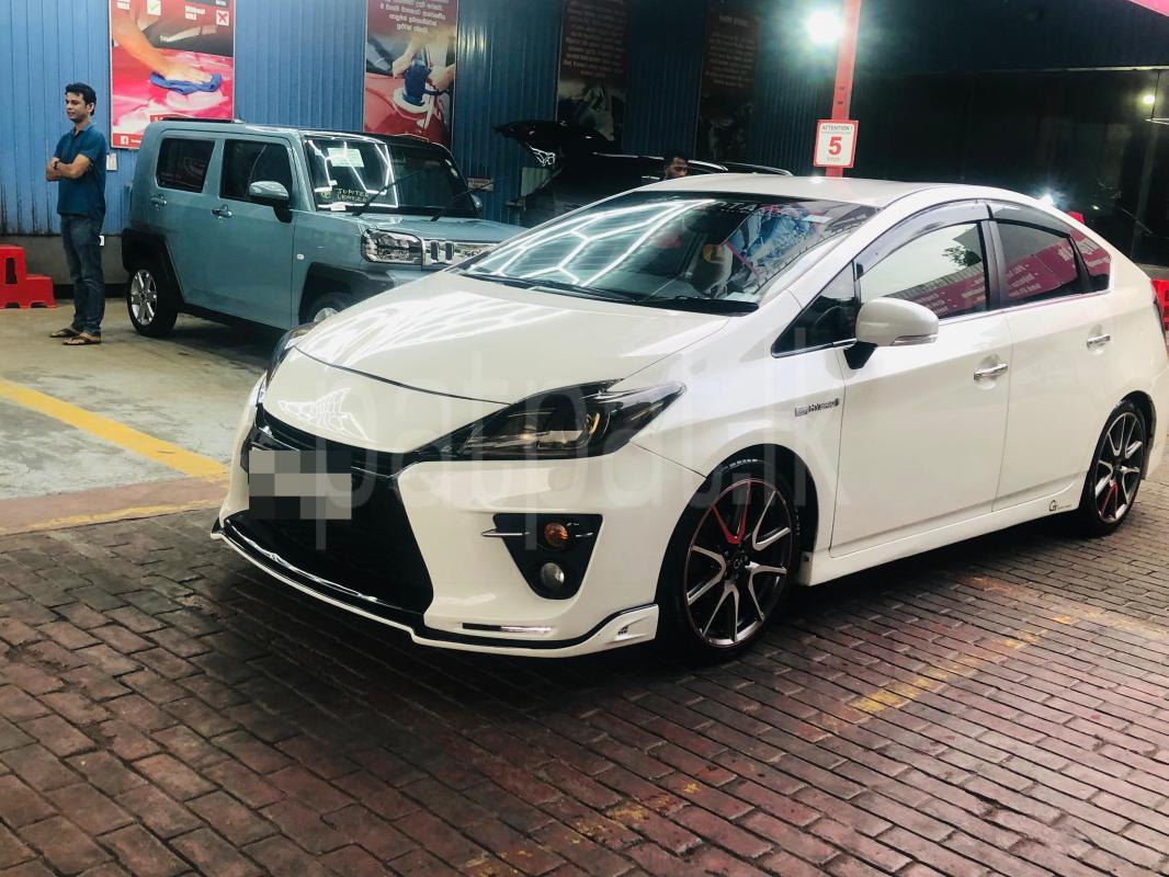 Toyota Prius 2013 - Used Car sale in Sri Lanka - patpat.lk