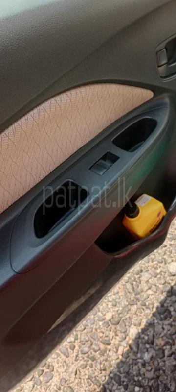 Toyota Yaris 2007 - பயன்படுத்தப்பட்டது கார் sale in Sri Lanka - patpat.lk