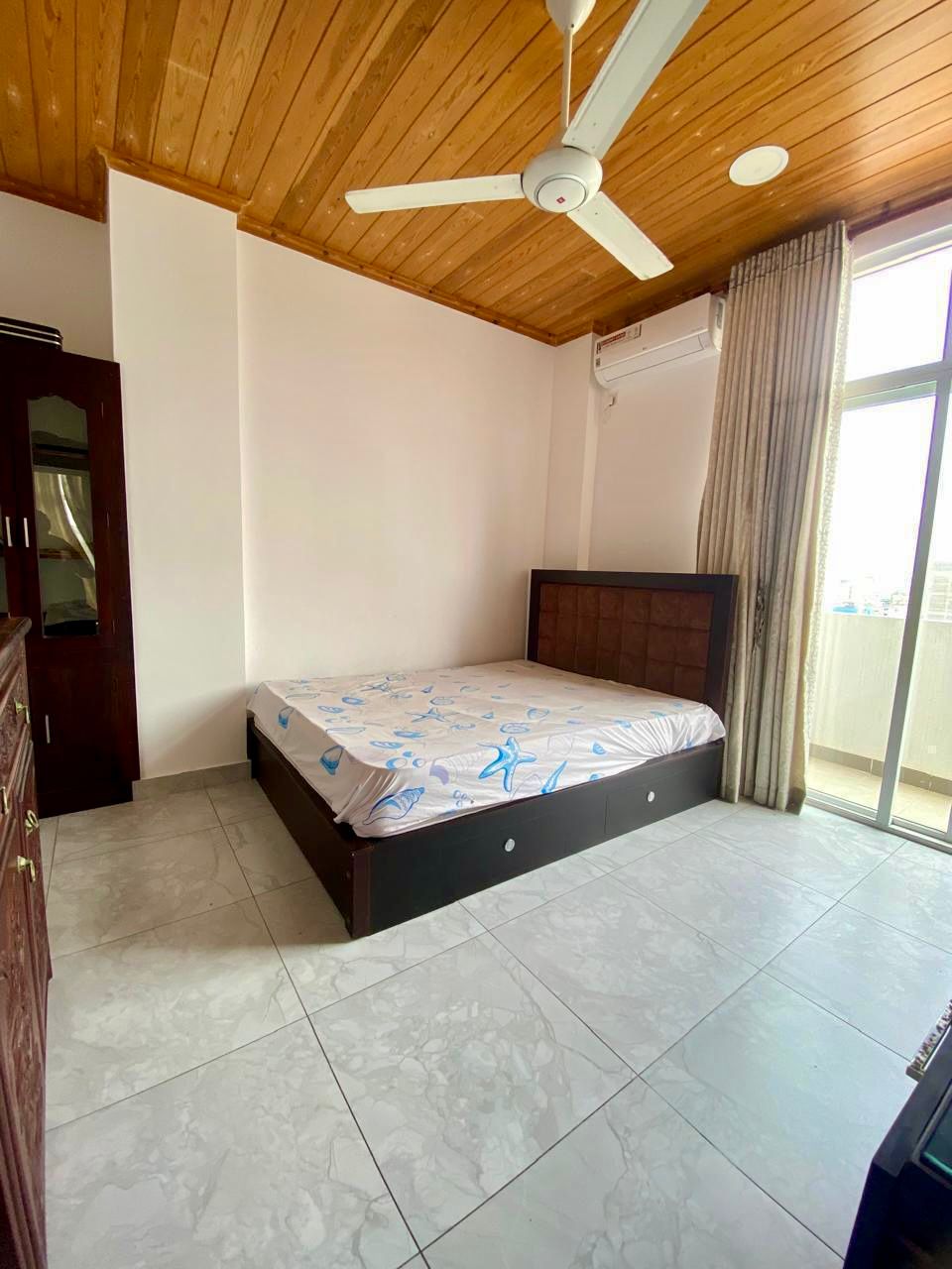 Unfurnished Apartment for Sale in Wellawatta (Colombo 06)