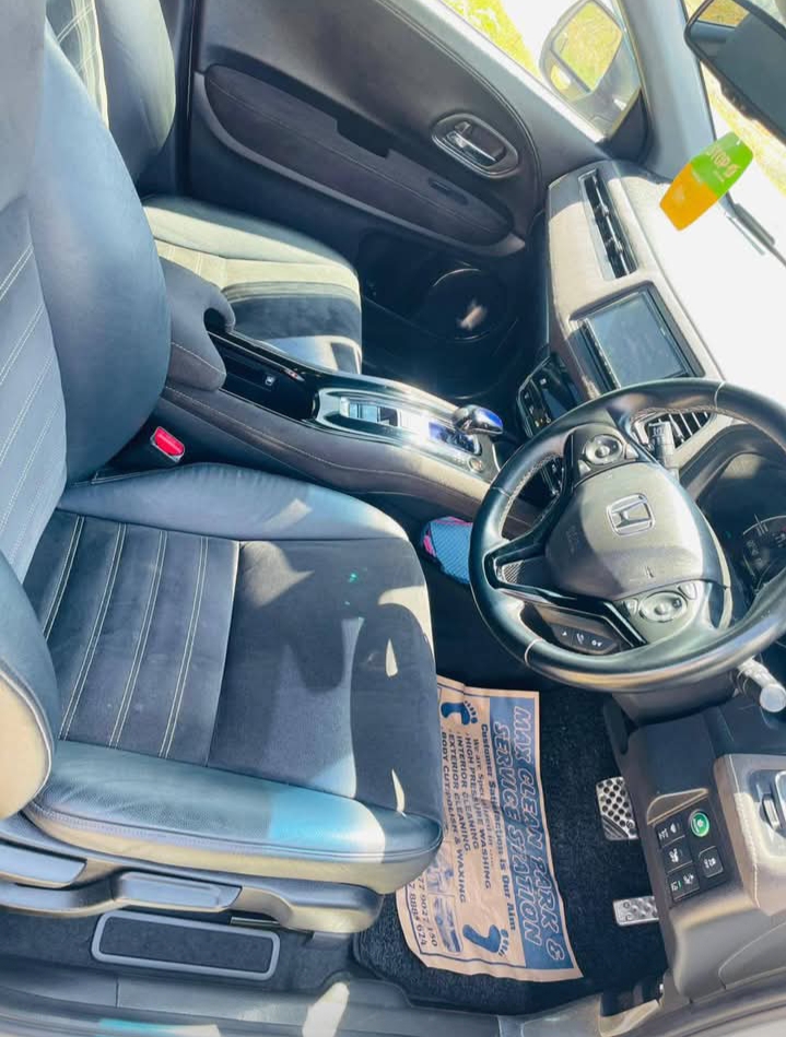 Advertisement image 3